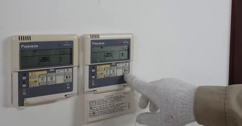 dieu-hoa-noi-ong-gio-daikin-18-000btu-1-chieu-inverter-fbfc50dvm9-rzfc50evm-1